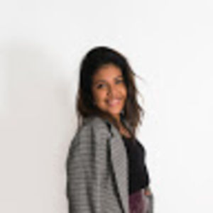 Meet your Posher, Lorena